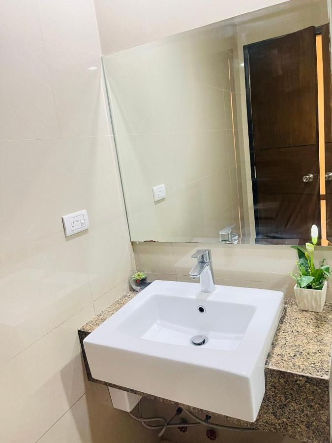 Mactan Newtown Beach Condo Lapu-Lapu City Zewnętrze zdjęcie